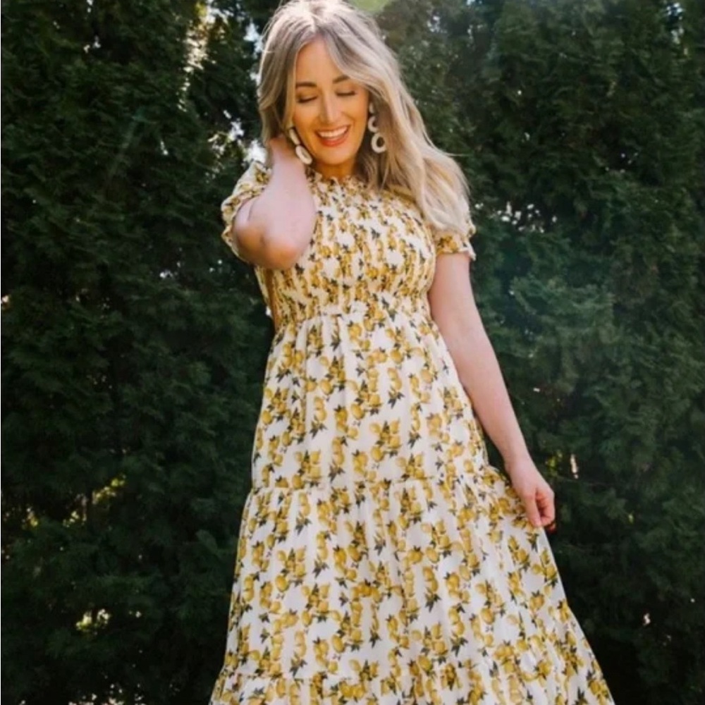 IVY CITY CO Lemon Drop Layered Maxi Dress | Short puff sleeve Lemon Print